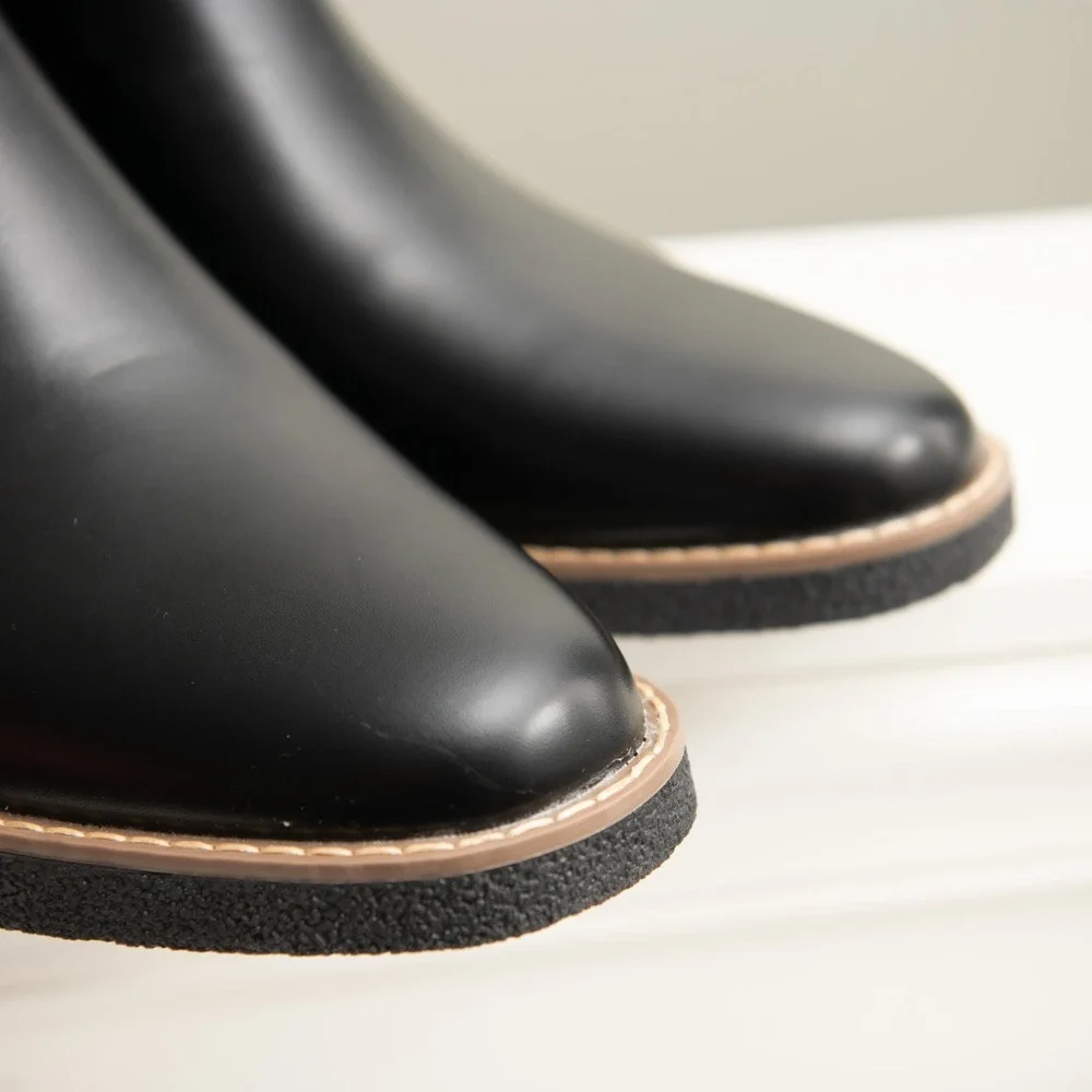 Deer Stags Chelsea Boots NEW Sz10.5 Black Ankle Boots Modern Sleek Dressy Casual